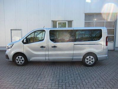 Second-hand Renault Trafic Evolution 150 CP (110 kW) 2024 Gri Monovolum