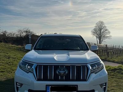 Gebraucht Toyota Land Cruiser 204 PS (150 kW) 2018 Weiß SUV