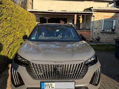 Gebraucht Peugeot 2008 GT 131 PS (96 kW) 2024 Grau SUV