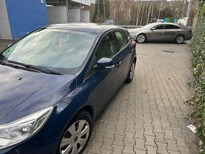 Gebraucht Ford Focus SYNC Edition 101 PS (74 kW) 2014 Blau Limousine