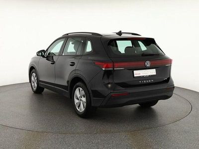 Gebraucht VW Tiguan 131 PS (96 kW) 2025 Schwarz SUV