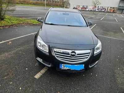Gebraucht Opel Insignia Edition 131 PS (96 kW) 2013 Schwarz Kombi