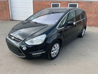 Schwarz Gebraucht 2010 Ford S-MAX Titanium Van / Kleinbus | 2.300 € (Fairer Preis)