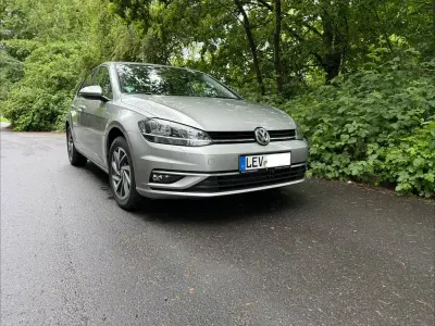 Gebraucht VW Golf VII Sound 86 PS (63 kW) 2017 Grau Limousine