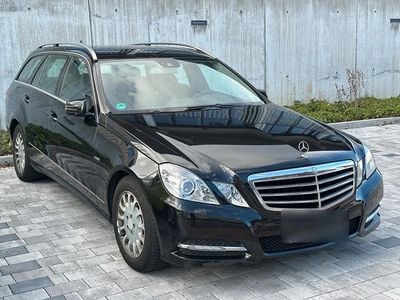 Gebraucht Mercedes E220 Avantgarde 169 PS (124 kW) 2011 Schwarz Kombi