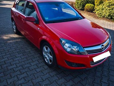 Gebraucht Opel Astra Sport 116 PS (85 kW) 2008 Rot Limousine