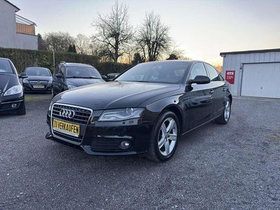 Schwarz Gebraucht 2012 Audi A4 Attraction Limousine | 9.590 € (Etwas zu teuer)
