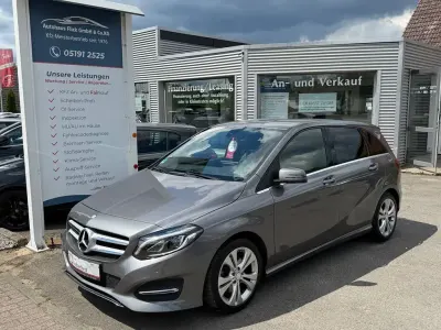 Gebraucht Mercedes B180 122 PS (89 kW) 2016 Grau Kleinwagen