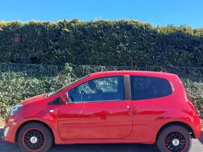 Gebraucht Renault Twingo Rip Curl 76 PS (55 kW) 2009 Rot Kleinwagen