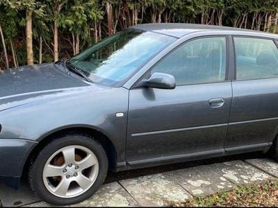 Second-hand Audi A3 Ambiente 102 CP (75 kW) 2003 Gri Hatchback