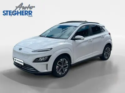 Gebraucht Hyundai Kona Trend 150 kW (204 PS) 2023 Weiß SUV