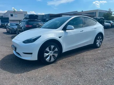 Gebraucht Tesla Model Y Standard Range 219 kW (299 PS) 2023 Weiß SUV