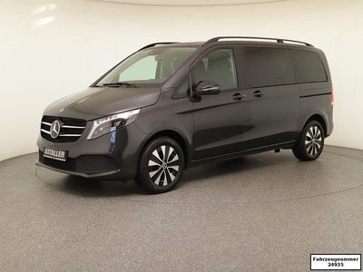Usata Mercedes V300 Edition 237 CV (174 kW) 2024 Grigio Monovolume