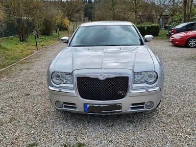 Second-hand Chrysler 300C 340 CP (250 kW) 2004 Argintiu Break