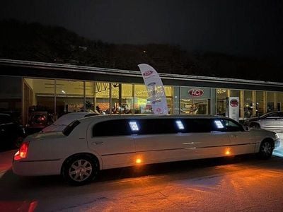 Weiß Gebraucht 2006 Lincoln Town Car Limousine | 39.990 €