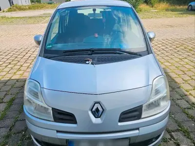 Gebraucht Renault Modus 75 PS (55 kW) 2011 Silber Van / Kleinbus
