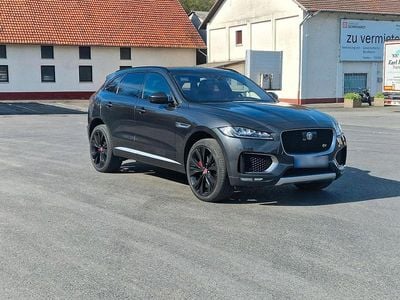 Second-hand Jaguar F-Pace First Edition 300 CP (220 kW) 2017 Negru SUV