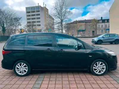 Gebraucht Mazda 5 116 PS (85 kW) 2011 Schwarz Van / Kleinbus