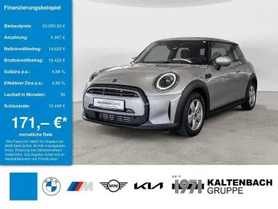 Usado Mini Cooper Essential 136 HP (100 kW) 2023 Prateado Citadino