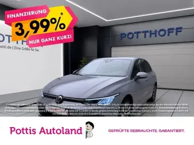 Gebraucht VW Golf VIII Active 131 PS (96 kW) 2023 Mondsteingrau Limousine