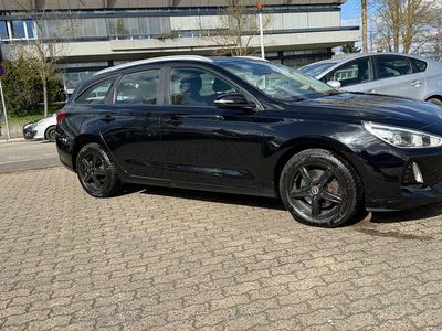 Usata Hyundai i30 Trend 140 CV (102 kW) 2018 Nero Station wagon