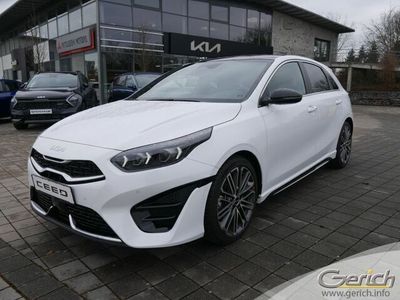 Neu Kia Ceed 140 PS (102 kW) 2025 Weiß Kleinwagen