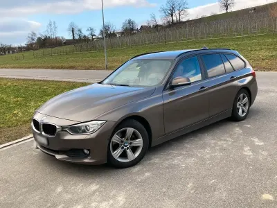 Gebraucht BMW 318 Sport Line 143 PS (105 kW) 2013 Braun Kombi