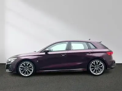 Gebraucht Audi RS3 Sportback Design 400 PS (294 kW) 2023 Individuallackierungen audi exclusive Kleinwagen