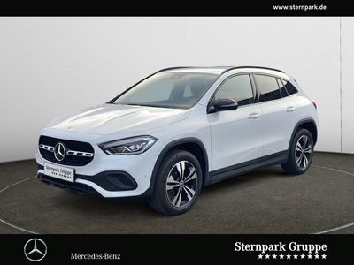 gebraucht Mercedes GLA250 GLA 250e Progressive*AHK*LED*KAMERA*NIGHT*TOTWI