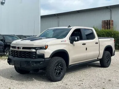 Neu Chevrolet Silverado 309 PS (227 kW) 2026 G42white sand SUV