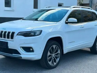 Occasion Jeep Cherokee Overland 194 ch (142 kW) 2020 Blanc SUV