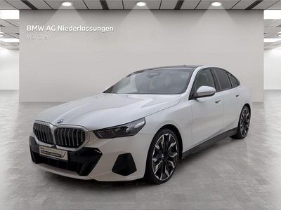 Gebraucht BMW 540 Performance 286 PS (210 kW) 2025 Weiß Limousine