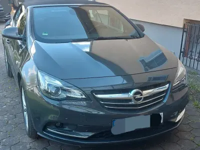 Gebraucht Opel Cascada Innovation 140 PS (102 kW) 2015 Braun Cabrio