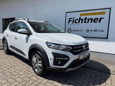 Second-hand Dacia Sandero Comfort 91 CP (66 kW) 2022 Alb Hatchback