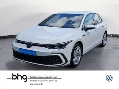 Gebraucht VW Golf VIII Business 200 PS (147 kW) 2024 Weiß Limousine