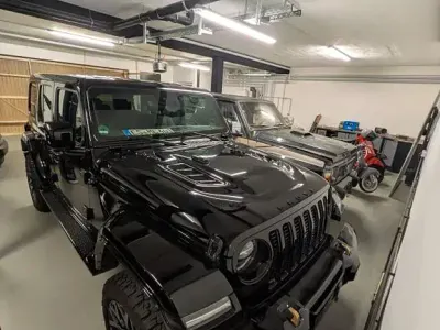 Gebraucht Jeep Wrangler Sahara 272 PS (200 kW) 2021 Schwarz SUV