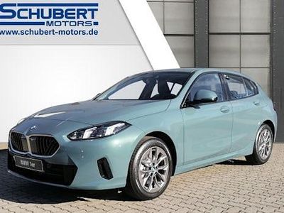 Neu BMW 116 122 PS (89 kW) 2026 Grün Kleinwagen
