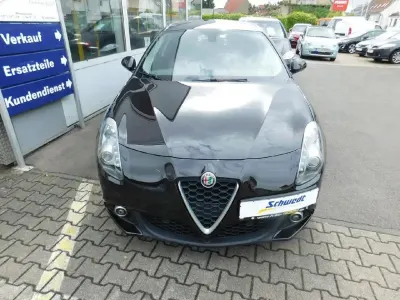 Gebraucht Alfa Romeo Giulietta Super 150 PS (110 kW) 2018 Schwarz Kleinwagen