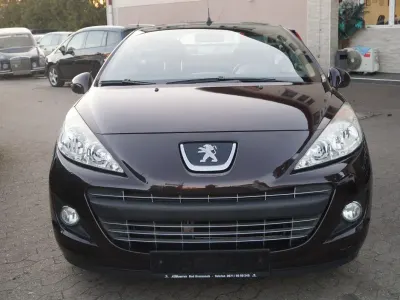 Gebraucht Peugeot 207 CC Active 120 PS (88 kW) 2012 Braun Cabrio