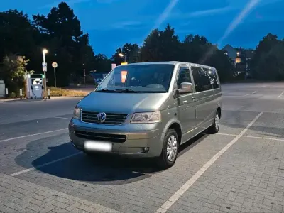 Gebraucht VW Caravelle 174 PS (127 kW) 2006 Andere farben Van