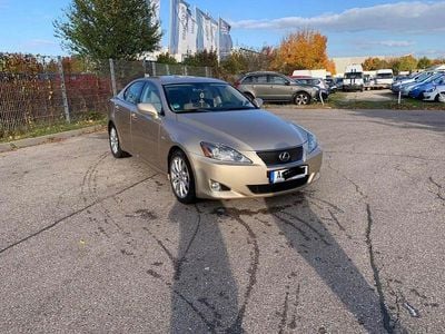 Gold Gebraucht 2006 Lexus IS250 Luxury Line Limousine | 11.200 € (Fairer Preis)