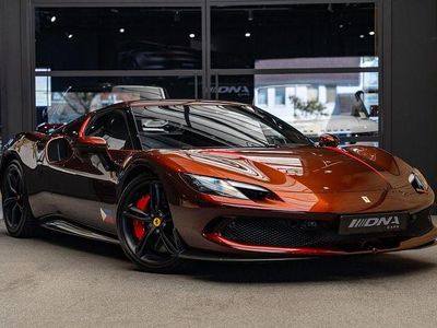 Usata Ferrari 296 663 CV (487 kW) 2024 Rosso