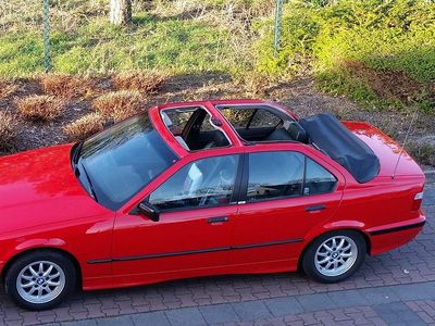 Gebraucht BMW 316 102 PS (75 kW) 1995 Rot Cabrio
