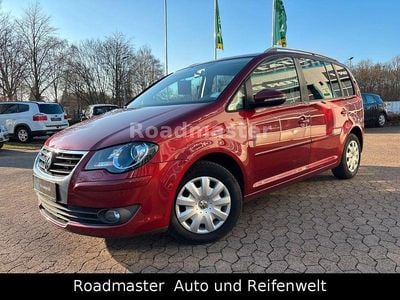 Rot Gebraucht 2010 VW Touran Freestyle Van / Kleinbus | 6.490 € (Etwas zu teuer)