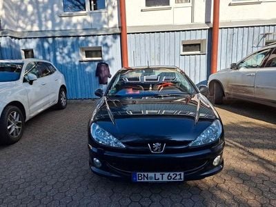 Gebraucht Peugeot 206 CC Sport 109 PS (80 kW) 2005 Schwarz Cabrio