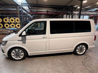 Gebraucht VW Transporter 200 PS (147 kW) 2019 Weiß Van