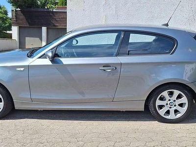 Silber Gebraucht 2009 BMW 118 Kleinwagen | 4.300 € (Fairer Preis)