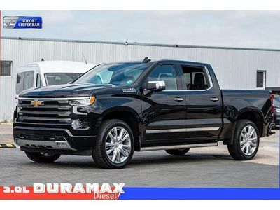 Neu Chevrolet Silverado 309 PS (227 kW) 2025 Schwarz SUV