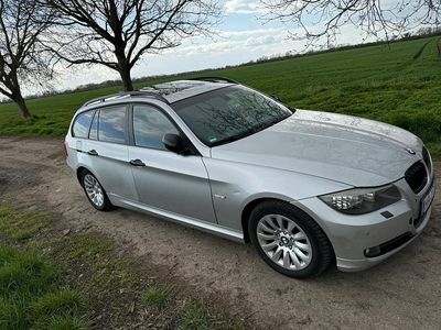 Brugt BMW 320 130 HK (95 kW) 2009 Sølv Stationcar