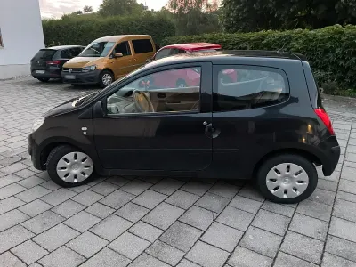 Gebraucht Renault Twingo Authentique 58 PS (42 kW) 2009 Schwarz Kleinwagen